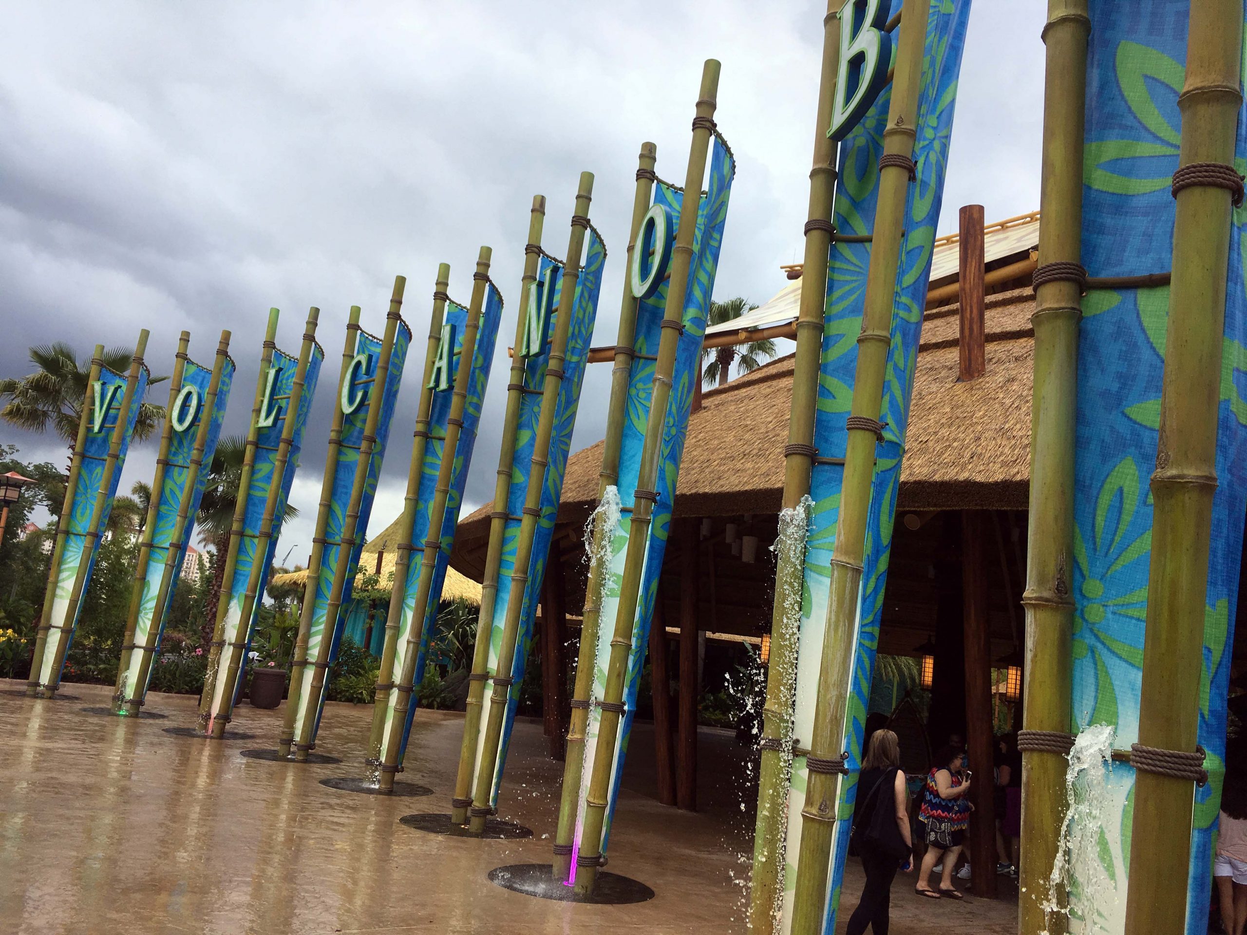 Volcano Bay water park ceck in desk